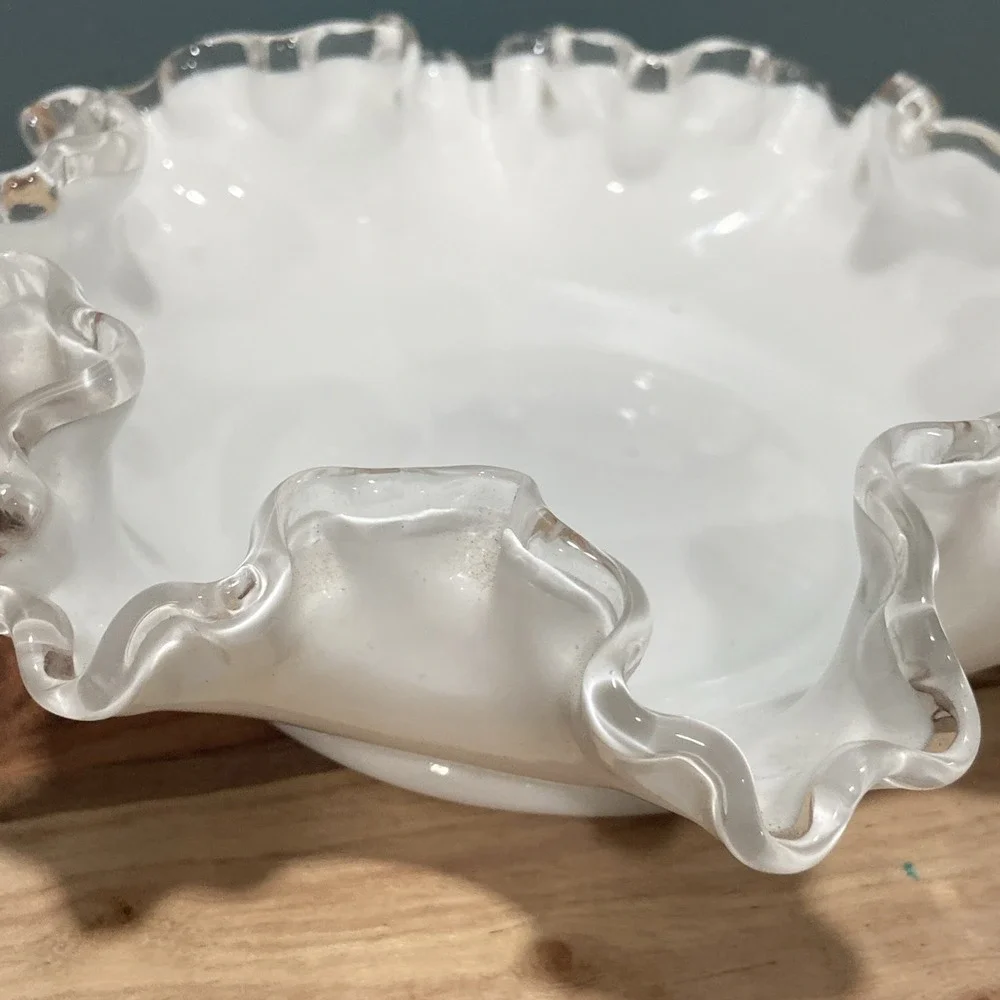 Vintage Fenton Silver Crest White Milk Glass Ruffled Edge Bowl Candy Dish 8